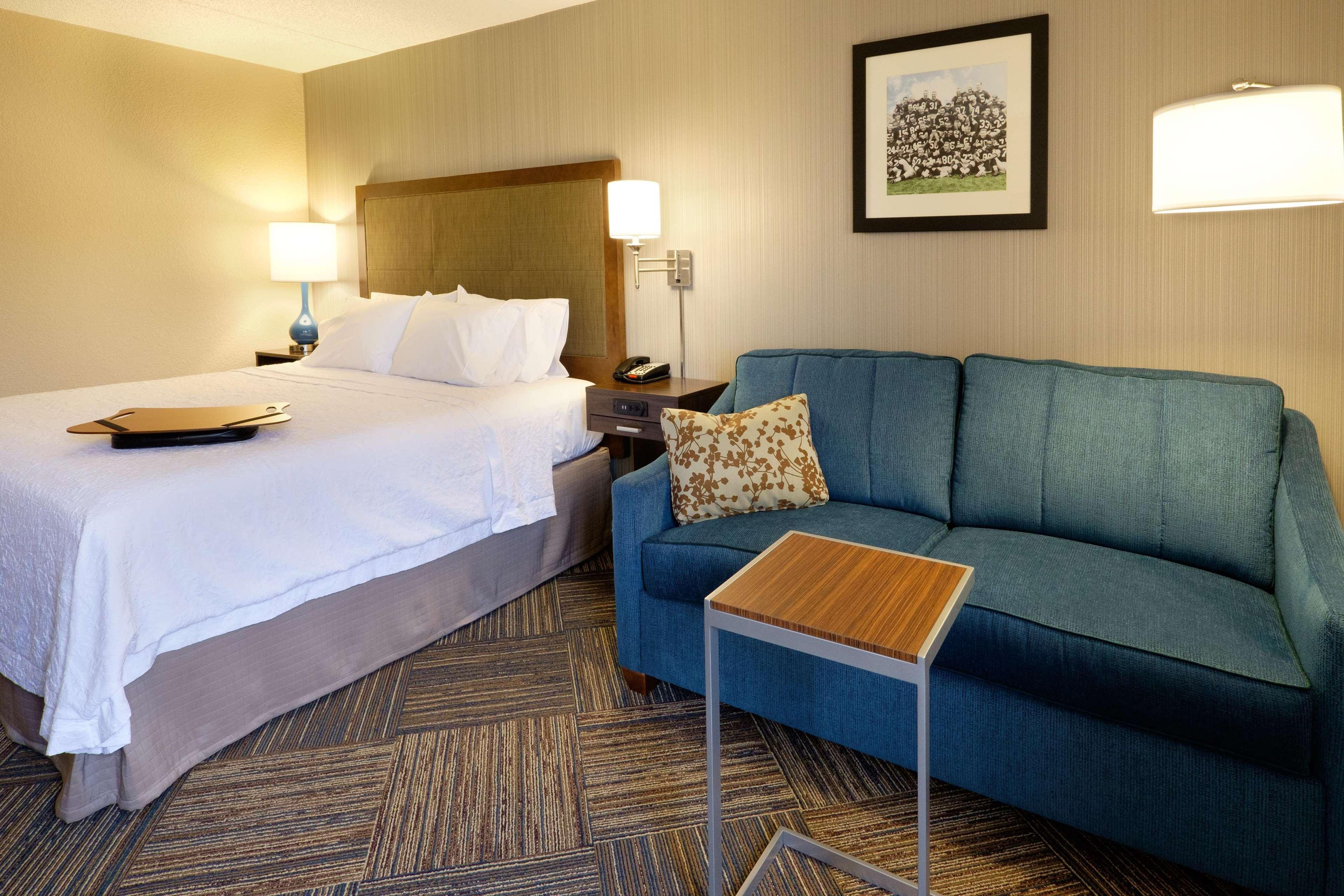 Hampton Inn Green Bay Downtown Экстерьер фото