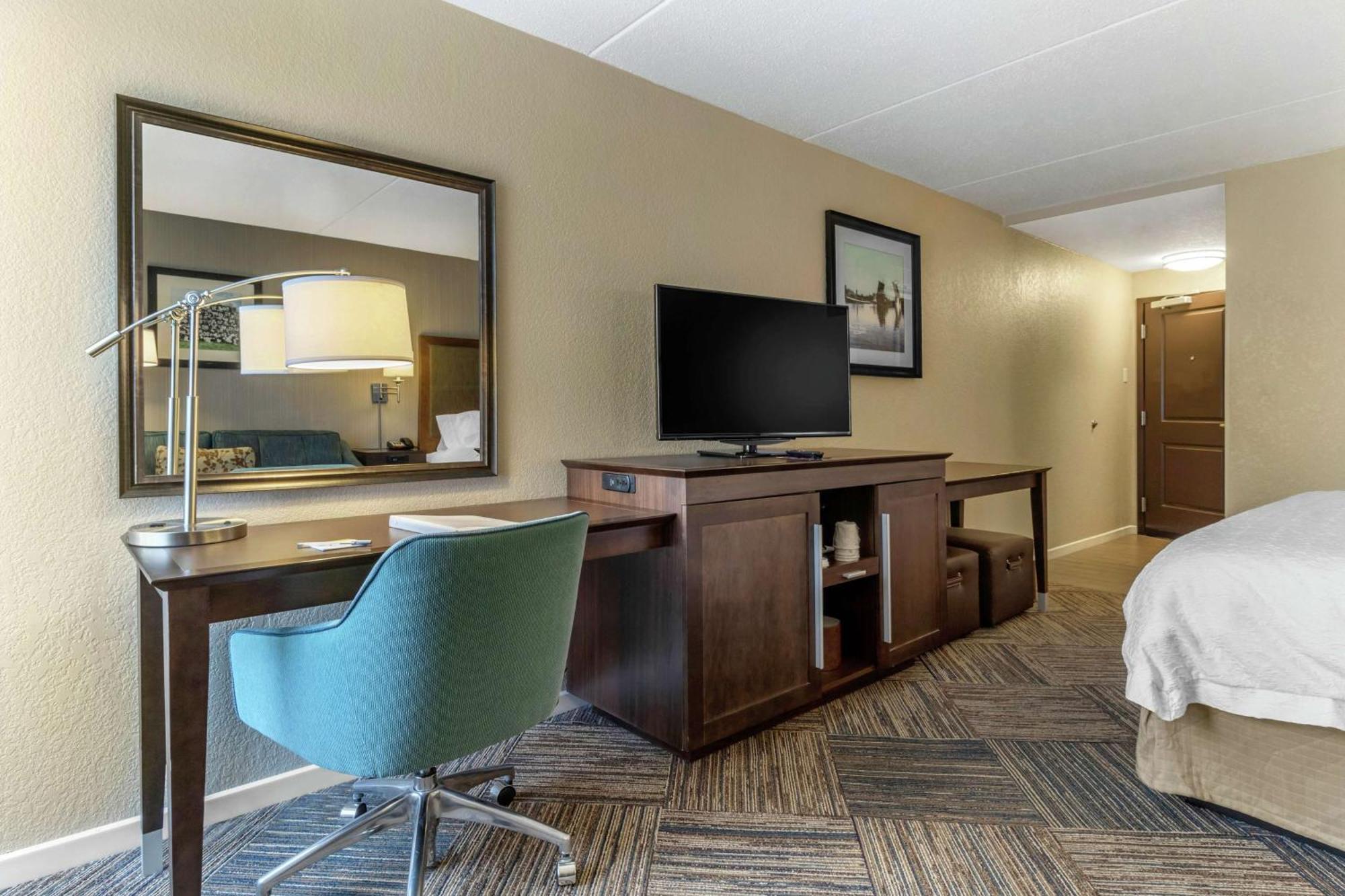 Hampton Inn Green Bay Downtown Экстерьер фото